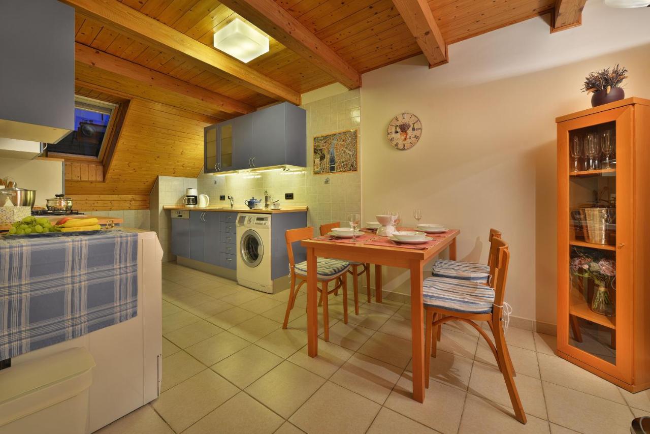 Old Town Apartments Tyn Prague Extérieur photo
